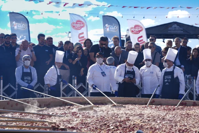 Gastro Afyon Festivali Başladı: Dev Lezzetler ve Rekorlar Bir Arada