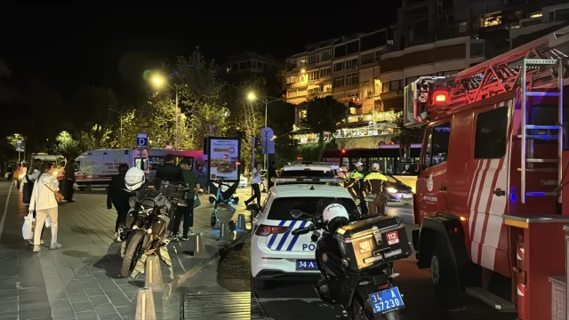 Üsküdar'da Korkutan Deniz Kazası: Vapur İle Yük Gemisi Çarpıştı