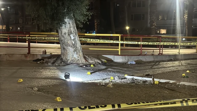İzmir'de Gergin Anlar: Silahlı Çatışma Bir Can Aldı, Altı Yaralı