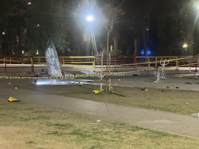 İzmir'de Gergin Anlar: Silahlı Çatışma Bir Can Aldı, Altı Yaralı