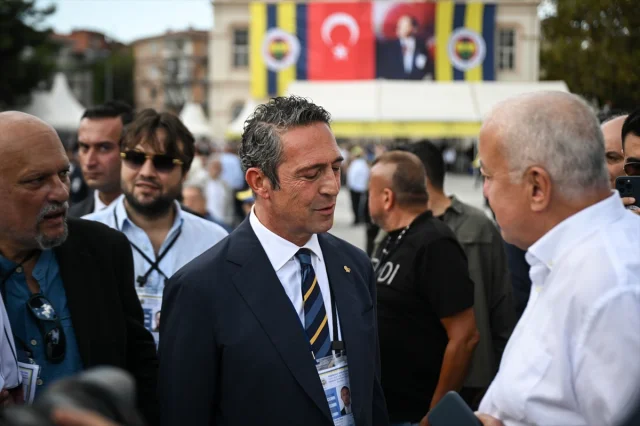 Fenerbahçe Kongresi Neler Getirdi: Tarihi Anlar ve Kritik Kararlar