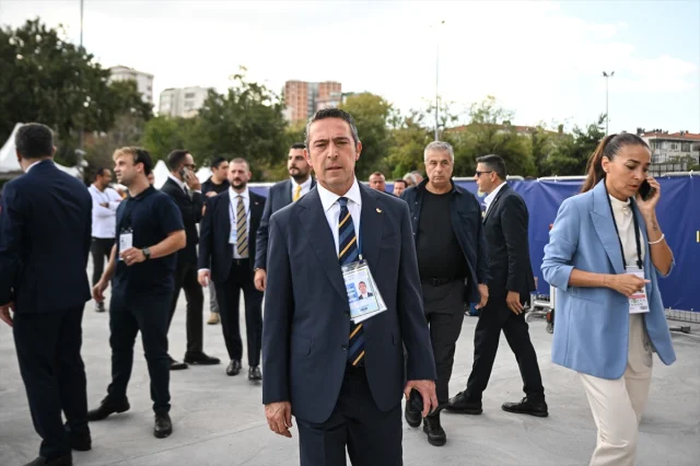 Fenerbahçe Kongresi Neler Getirdi: Tarihi Anlar ve Kritik Kararlar
