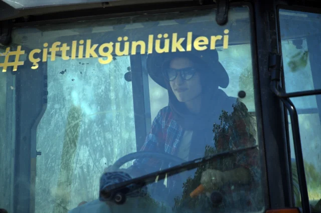 Genç Çift "Köyde Mutluluğu Bulduk" Diyor