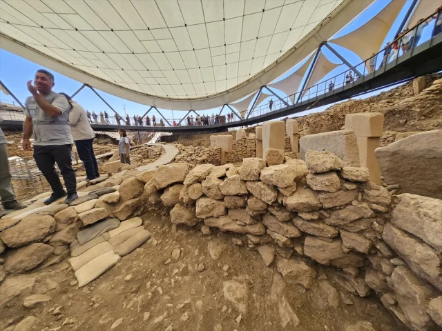Göbeklitepe'nin Sırları Çözülüyor: İnsan Heykeli Neolitik Döneme Işık Tutuyor