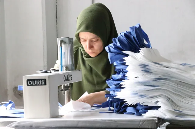 Yozgatlı Kadın Girişimci, Bez Çanta İhracatıyla Dikkat Çekiyor