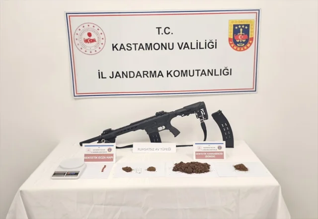 Kastamonu'da Neler Oluyor: Uyuşturucu Operasyonunda 5 Tutukl...