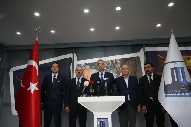 Sağlık Bakanı Çanakkale'de Sağlıkta Yerli Hamleleri Anlattı