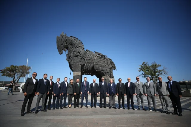 Sağlık Bakanı Çanakkale'de Sağlıkta Yerli Hamleleri Anlattı