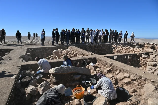 Japonya'nın Prensesi Akiko Şanlıurfa'da Arkeolojik Keşifte