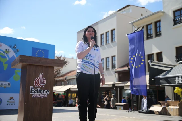 Edirne'de Hareketlilik Haftası Gösterişle Başladı: Binlerce Bisikletli Tek Yürek