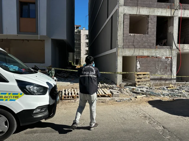 Uşak'ta İnşaat Şantiyesinde Ürküten Olay