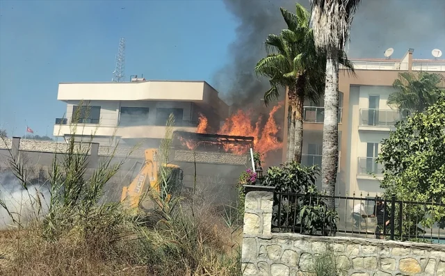 Antalya'nın Kalbi Yandı: Canla Başla Yangın Mücadelesi