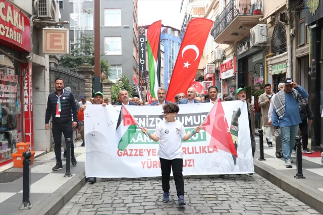 Trabzon'da Yürekleri Isıtan Gazze Yürüyüşü