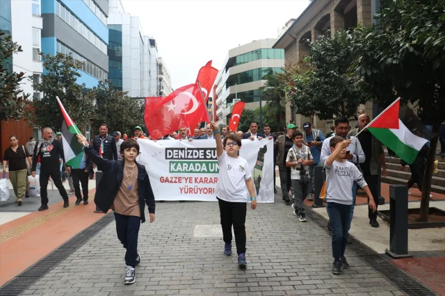 Trabzon'da Yürekleri Isıtan Gazze Yürüyüşü
