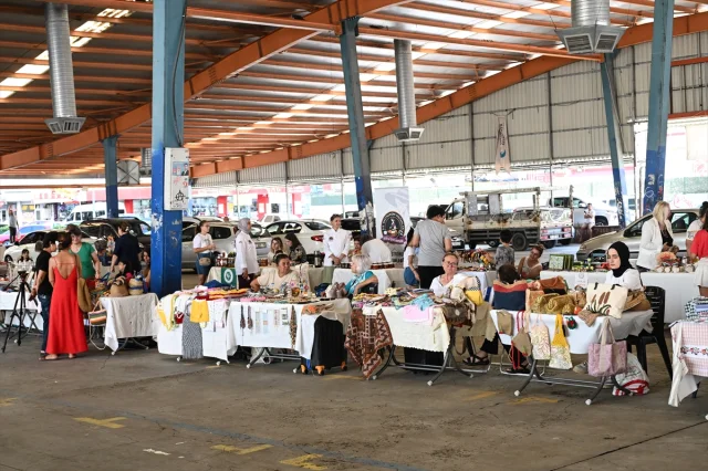 Adana'da Kadın Girişimcilerin Eserleri Fuarla Taçlandı