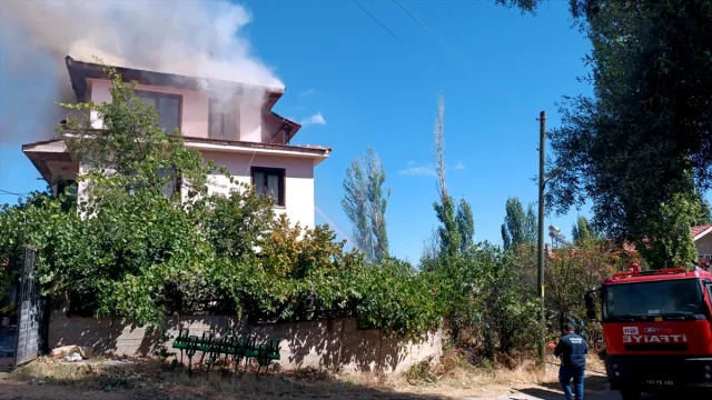 Kütahya'da Gözleme Ateşi: Ev Yangınla Harap Oldu