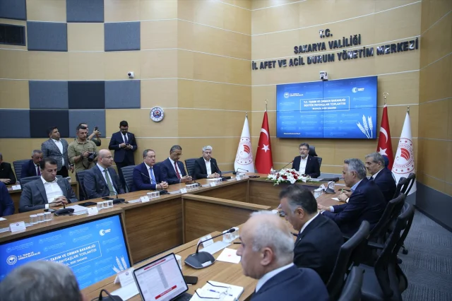Bakan Yumaklı'nın Sakarya Ziyaretinde Tarım Geleceği İçin Önemli Vurgular