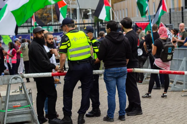 Rotterdam'daki Beyzbol Turnuvasında İsrail Protestoları Damga Vurdu