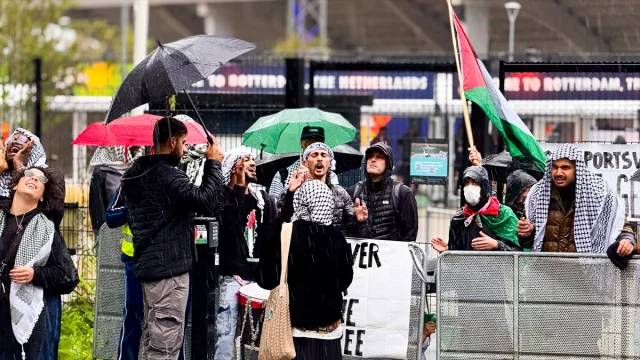 Rotterdam'daki Beyzbol Turnuvasında İsrail Protestoları Damga Vurdu