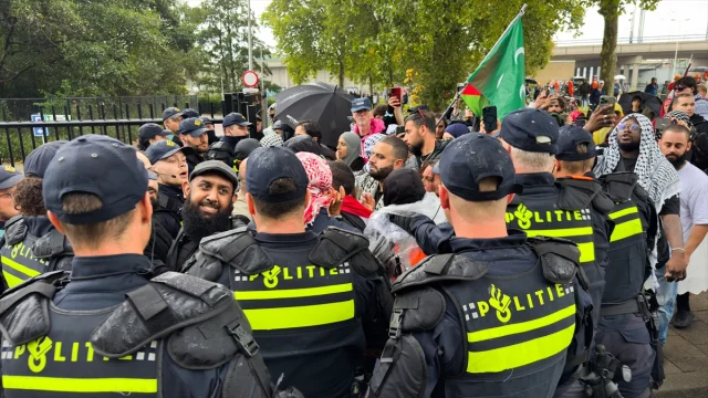 Rotterdam'daki Beyzbol Turnuvasında İsrail Protestoları Damga Vurdu