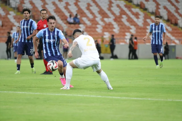 Adana Demirspor Evinde Erzurumspor'a Yenildi