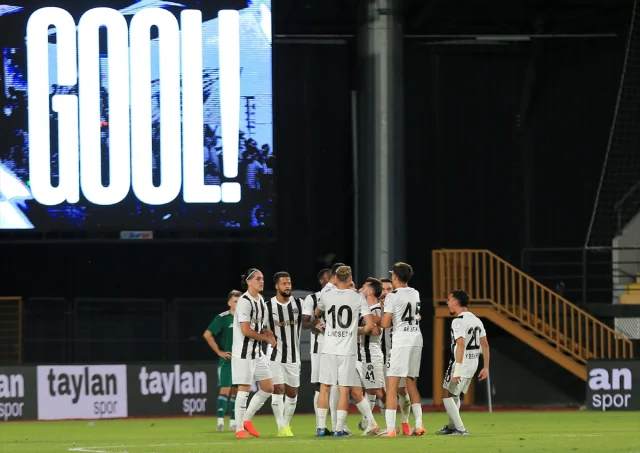 Manisa'da Gol Yağmuru: Esenler Erokspor Son Dakikada Galibiyeti Kaptı