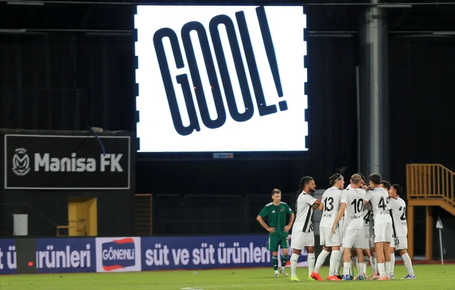 Manisa'da Gol Yağmuru: Esenler Erokspor Son Dakikada Galibiyeti Kaptı