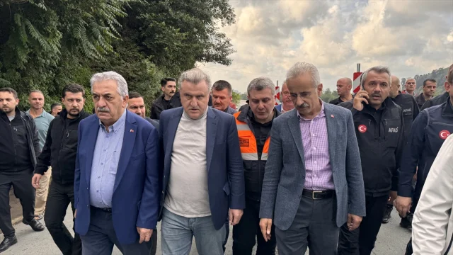 Rize'de Yağış Alarmı: Bakanlar Uraloğlu ve Bak Sahada!