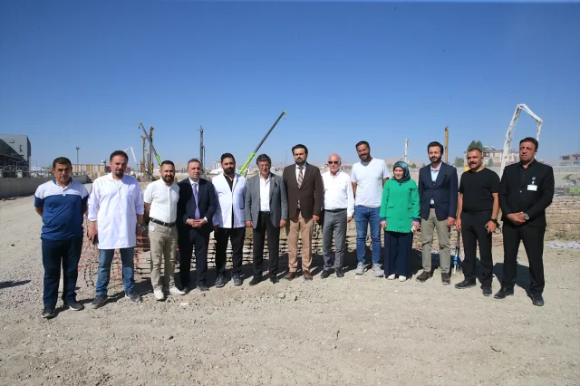 Van'da Dev Sağlık Kompleksi İçin Çalışmalar Hız Kesmiyor