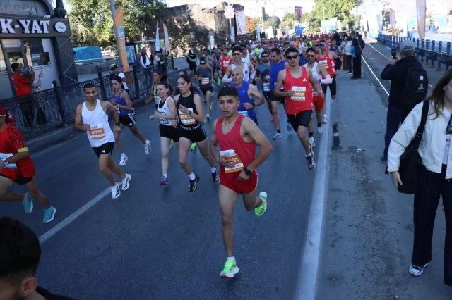 Kayseri Yarı Maratonunda Uluslararası Katılım ve Eğlence Dolu Anlar