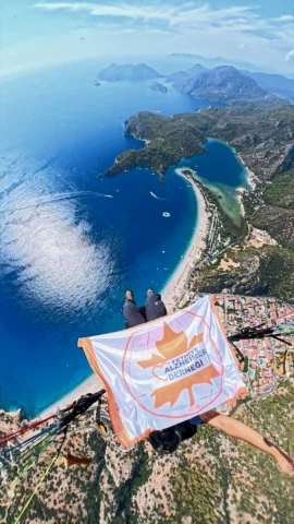 Alzheimer Farkındalığı için Fethiye Semalarında Özgün Bir Uçuş Gerçekleşti