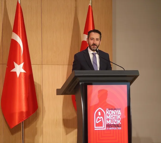 Konya'da Mistik Rüzgâr: Binlerce Sanatsever Bu Festivalde Buluşuyor