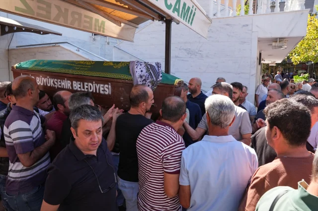 İzmir'de Küçük Kızın Hayatını Kaybetmesiyle Sonuçlanan Asansör Kazası Soruşturmasında Yeni Gelişmeler