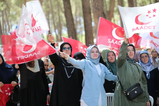 Saadet Partisi Lideri Antalya'da Büyük Konuşma Yaptı: Gazze Yolunda Önemli Adımlar