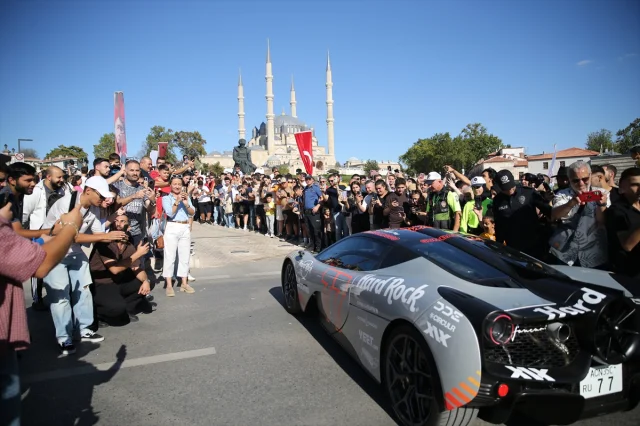 Lüks Otomobillerle Dolu Gumball 3000 Edirne'de Sessizliği Bozdu