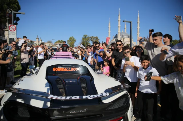 Lüks Otomobillerle Dolu Gumball 3000 Edirne'de Sessizliği Bozdu