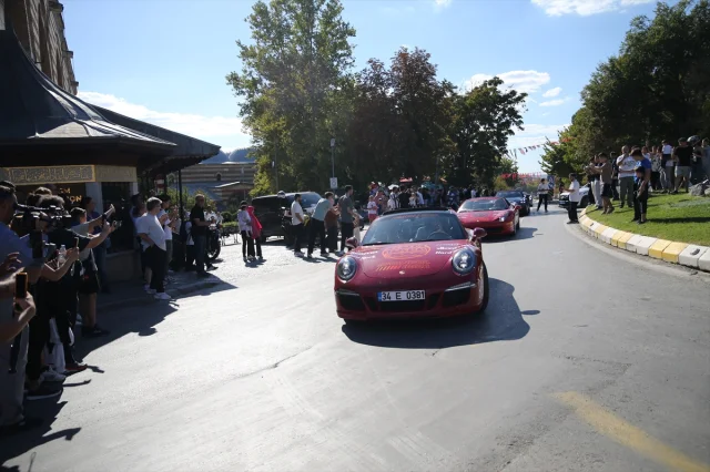 Lüks Otomobillerle Dolu Gumball 3000 Edirne'de Sessizliği Bozdu