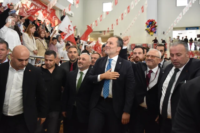 Fatih Erbakan'dan Türkiye ve Dünyaya Önemli Mesajlar