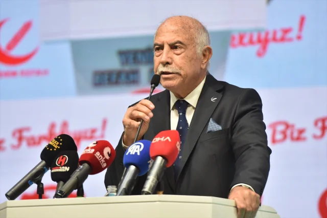 Fatih Erbakan'dan Türkiye ve Dünyaya Önemli Mesajlar