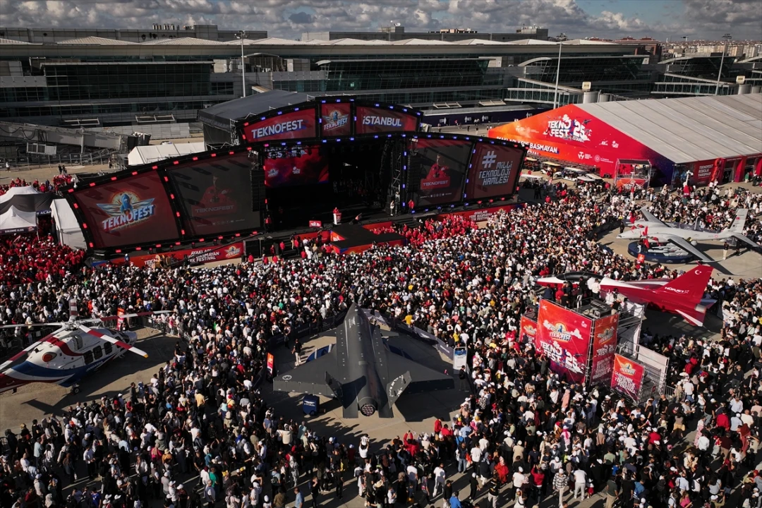 TEKNOFEST İstanbul Rüzgarı: Teknoloji Şöleni Büyüledi