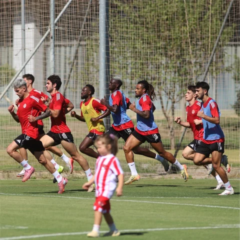 Antalyaspor Fenerbahçe Maçına Hazırlıklarını Sürdürüyor
