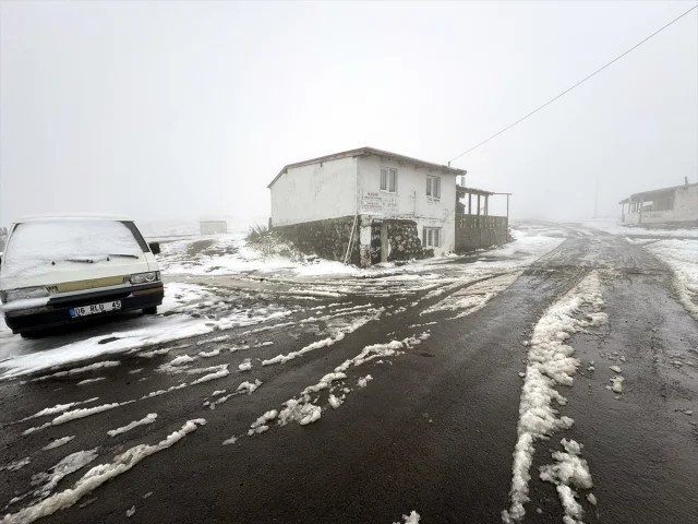 Kış Kapıda Ardahan ve Kars'a Kar Yağışı Sürprizi