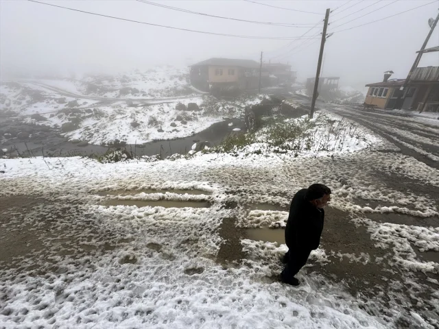 Kış Kapıda Ardahan ve Kars'a Kar Yağışı Sürprizi