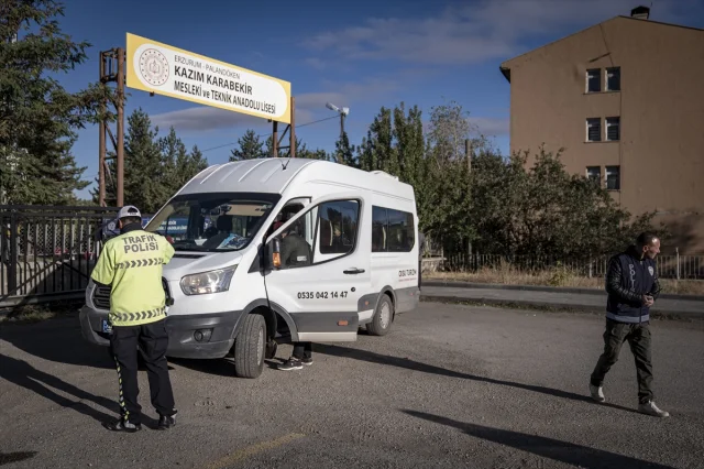 Erzurum'da Polis Öğrencilerin Güvenliği İçin Şehirde Alarmda