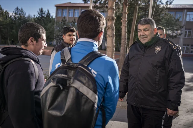 Erzurum'da Polis Öğrencilerin Güvenliği İçin Şehirde Alarmda