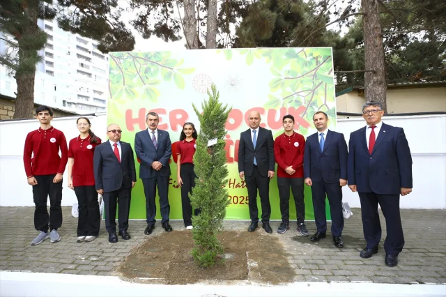 Bakü Türk Anadolu Lisesi'nin Yeni Yerleşkesi Büyük Bir Coşkuyla Açıldı