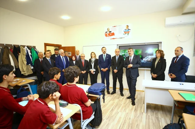 Bakü Türk Anadolu Lisesi'nin Yeni Yerleşkesi Büyük Bir Coşkuyla Açıldı