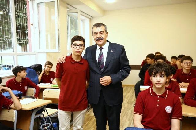 Bakü Türk Anadolu Lisesi'nin Yeni Yerleşkesi Büyük Bir Coşkuyla Açıldı