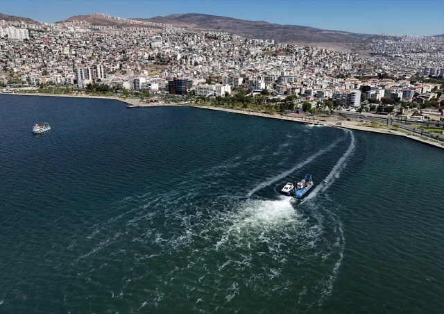 İzmir Körfezi Can Çekişiyor Balık Ölümleri Durmak Bilmiyor