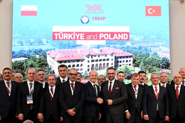 Türkiye ve Polonya Rektörler Forumunda Çarpıcı Mesajlar